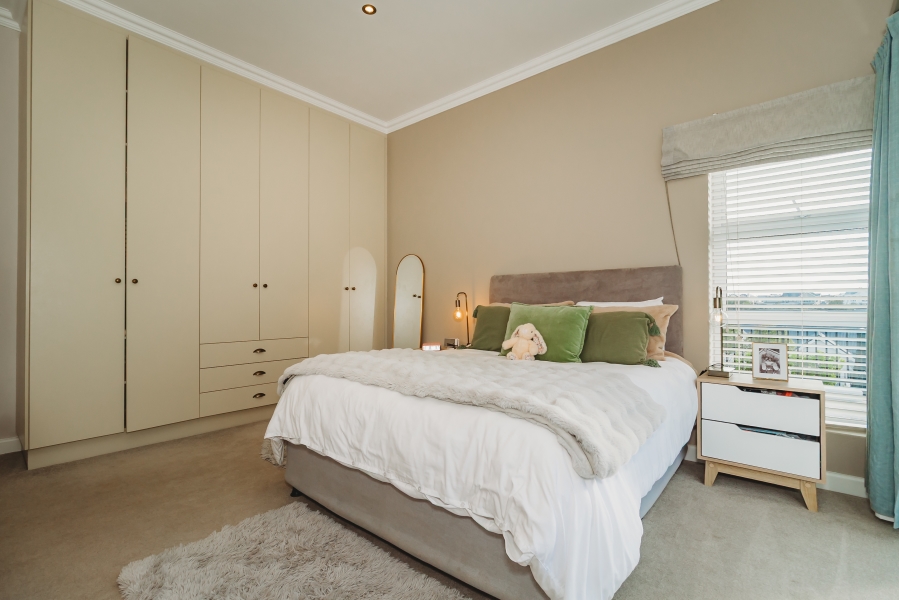4 Bedroom Property for Sale in Kingswood Golf Estate Western Cape